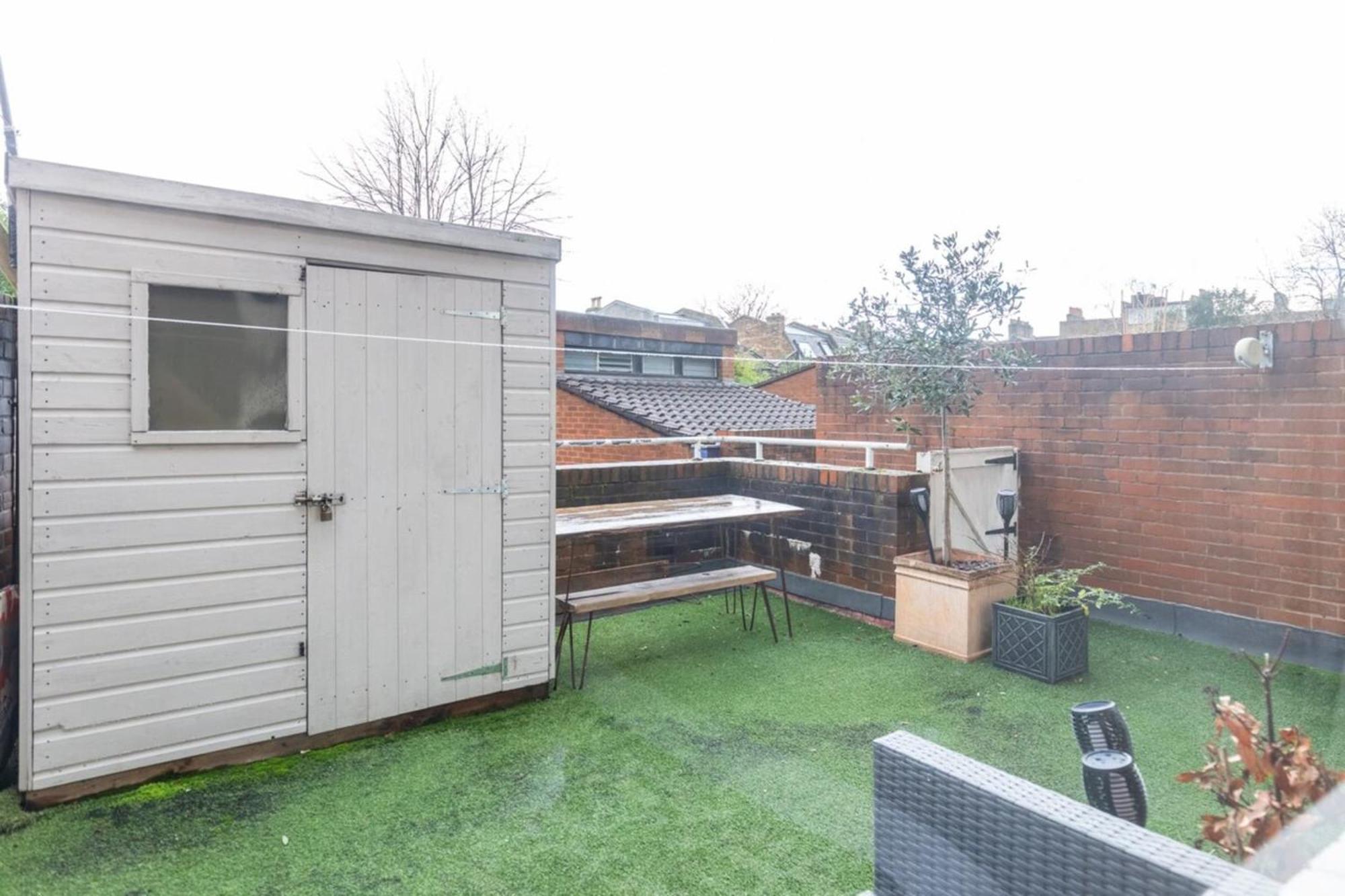 Apartamento Stunning 1bd Flat W Garden Area Kentish Town! Londres