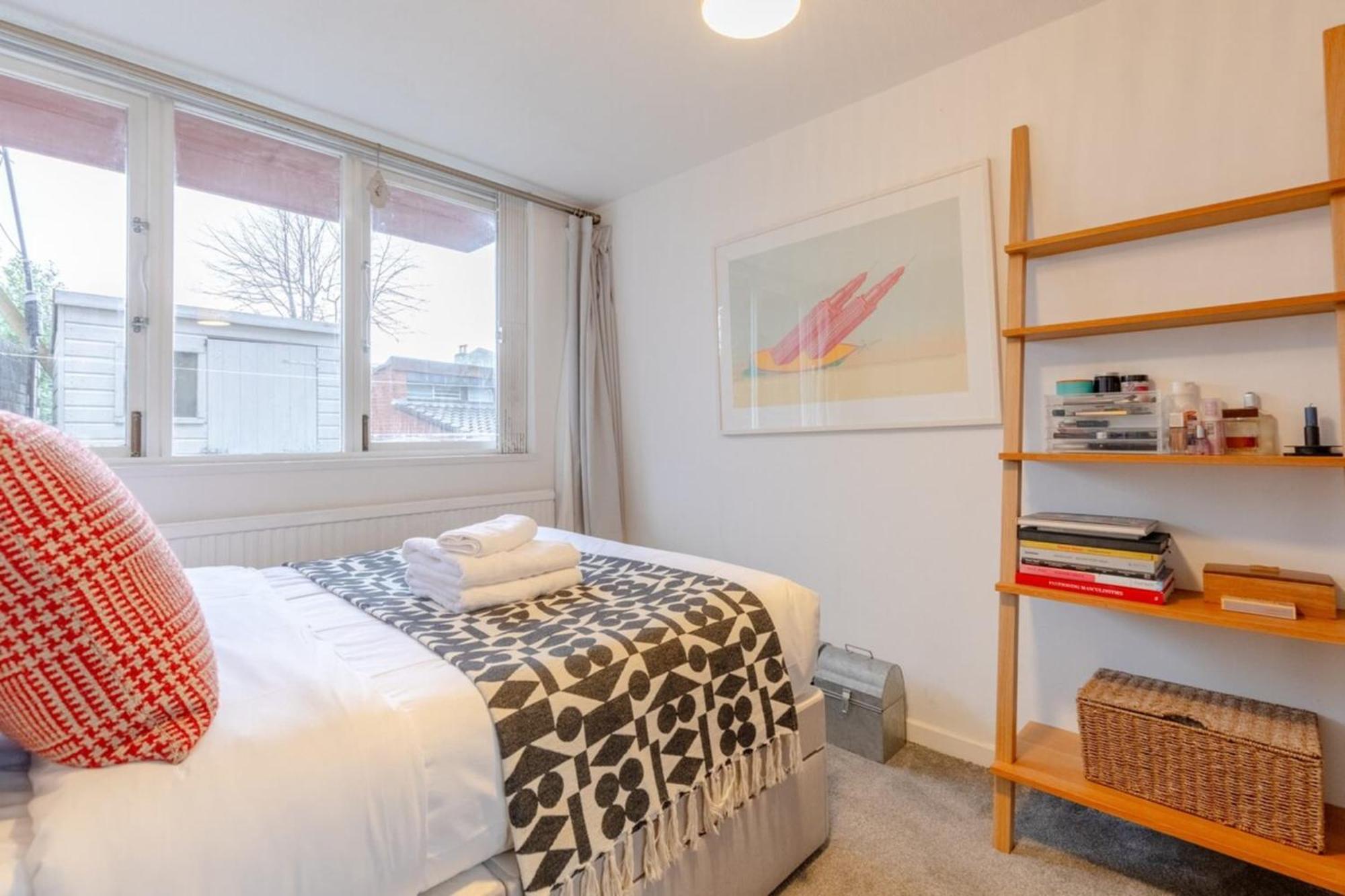 Apartamento Stunning 1bd Flat W Garden Area Kentish Town! Londres